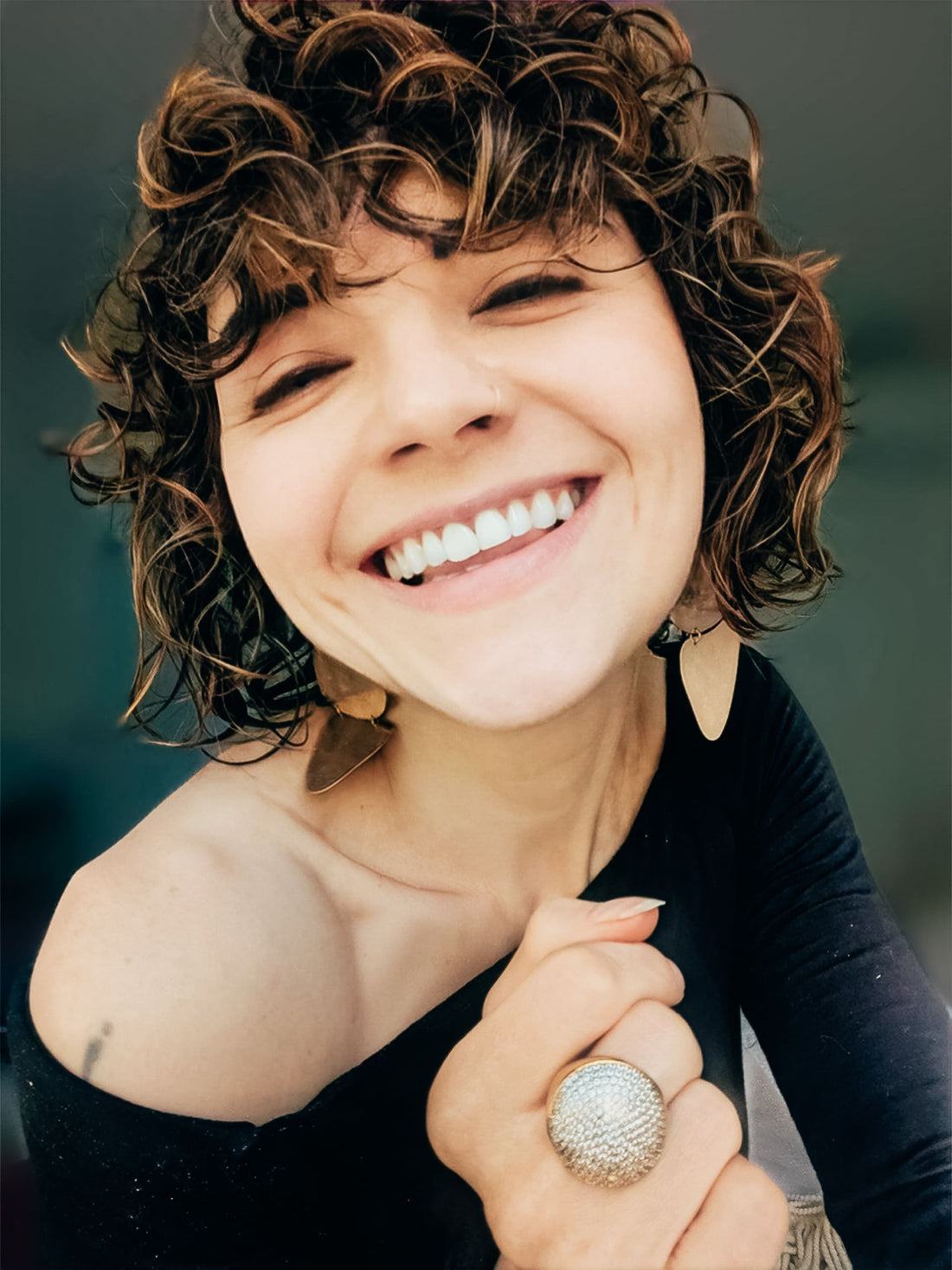 become a wellness educator, burnout mentor, Ayurvedic nutritionist, and former psychology professor helping empaths, healers, and women reconnect with vitality, balance hormones, and heal work trauma through holistic health, real-life structure, and community.